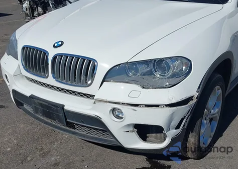 2013 BMW X5 xDrive35D from USA, damaged, VIN 5UXZW0C50D0B91973